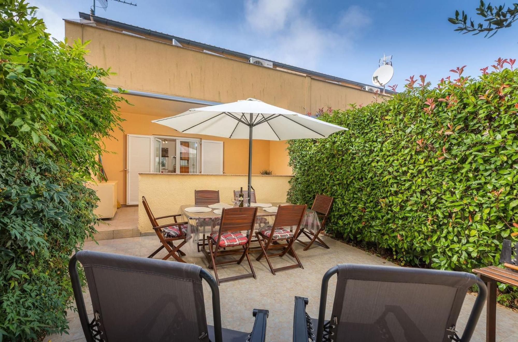 Apartment Buneta With Relaxing Outdoor Area Ližnjan Eksteriør bilde